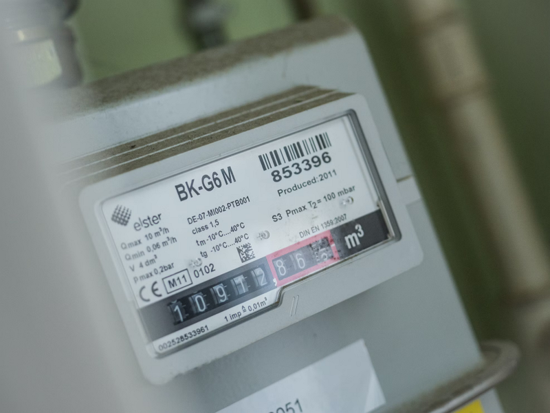 How Do Smart Water Meters Play a Role In Household Water Management?